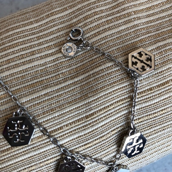 Tory Burch Hexagon Logo Charm Bracelet Silvertone - Picture 6 of 9